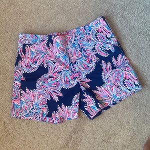 Lilly Pulitzer Arabeth Stretch Shorts Size 2